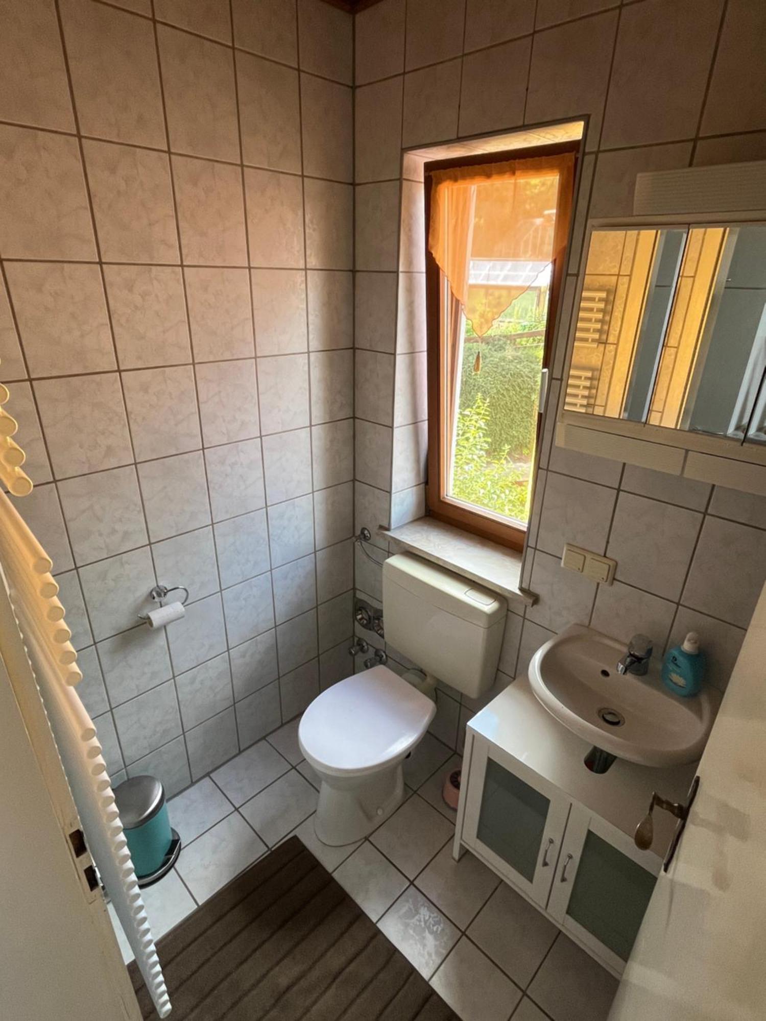 Kleine Bauernhof-Wohnung Im Stadtbusbereich Coburg Exterior photo
